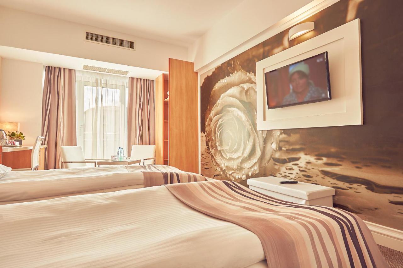 Continental Forum Constanta Luaran gambar